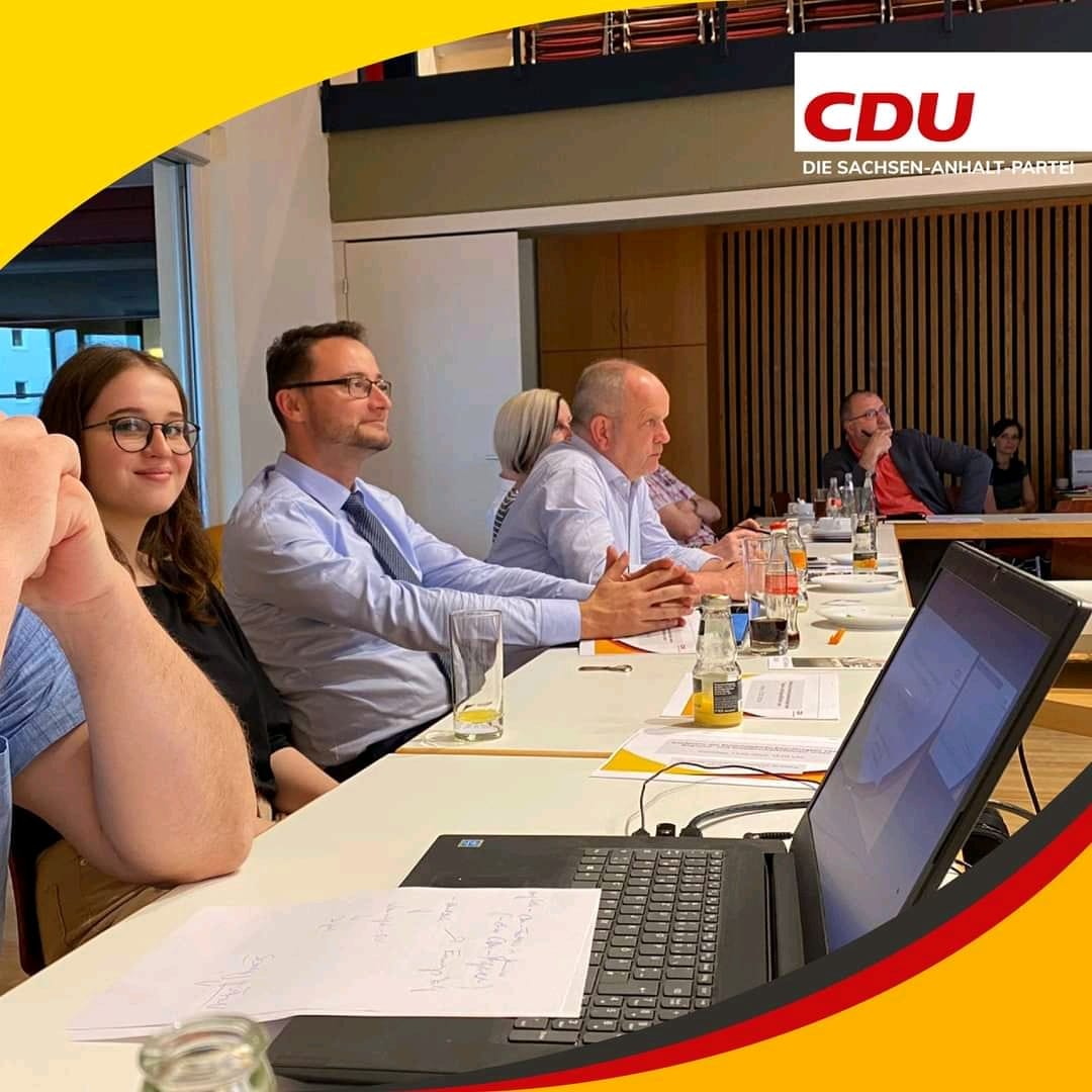 Praktikantin Jule auf einer Konferenz